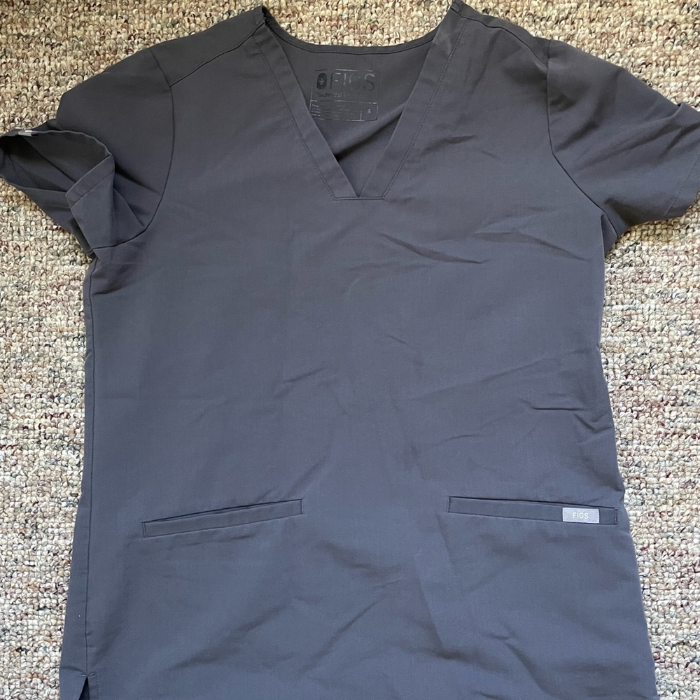 FIGS Charcoal Scrub Set Small Tall